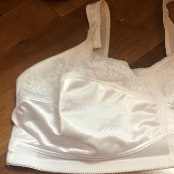 Jodee comfort plus Mastectomy bra - Picture 3 of 11